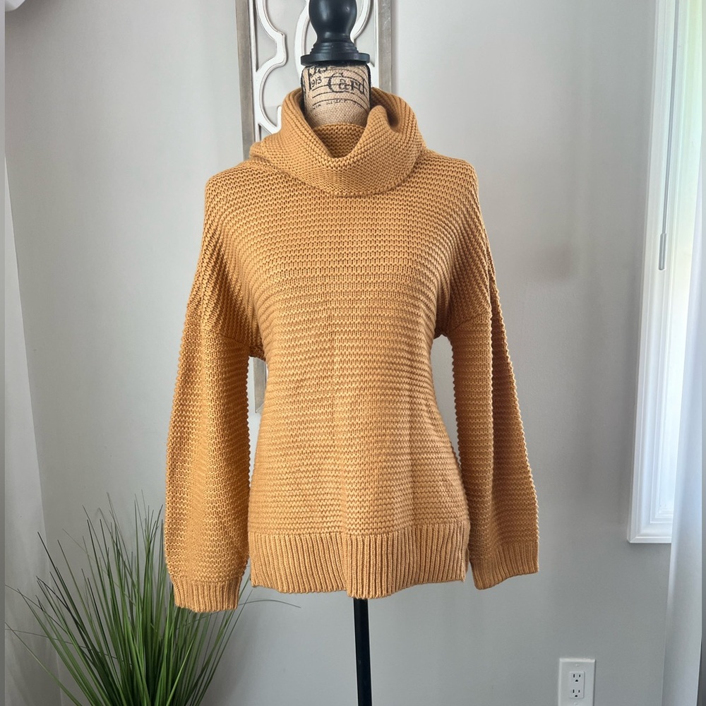 Women’s Knit Sweater